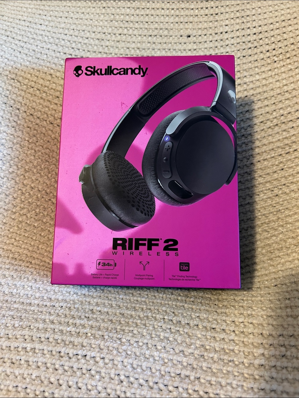 Skullcandy Riff 2 Wireless Headphones - Black with Pink Packaging